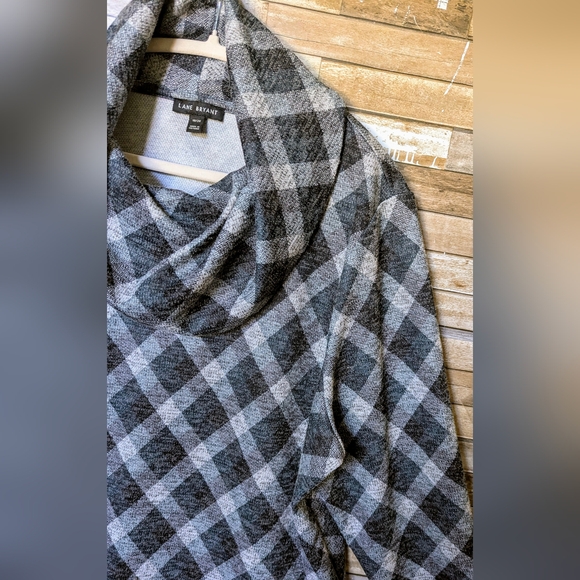 Lane Bryant Plaid Cowl Neck With Metallic Thread Tunic - Picture 4 of 16